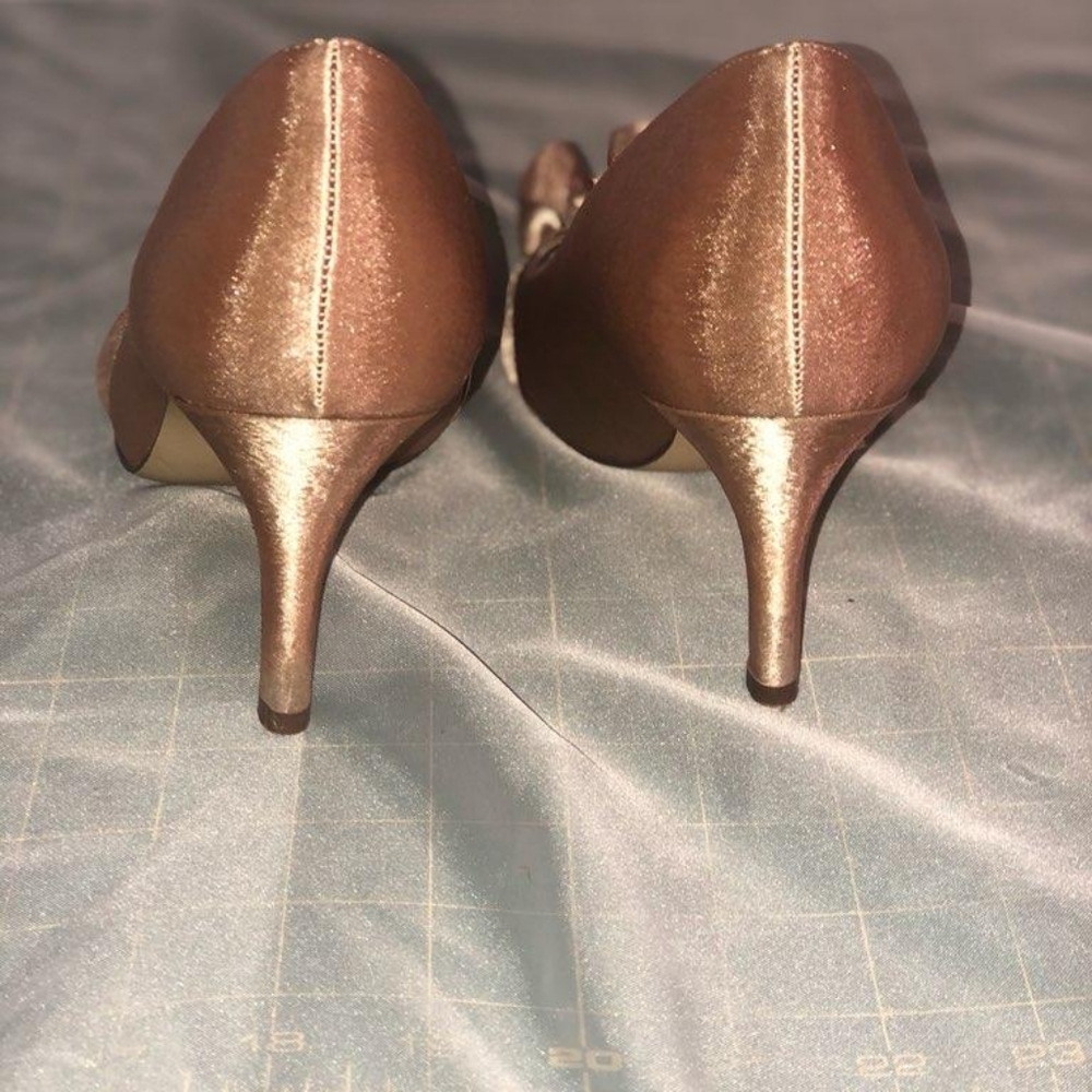 Shoes - Picture 2 of 4